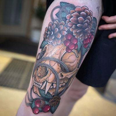 Neotraditional skull