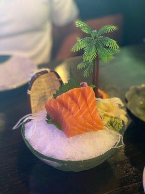 Salmon sashimi