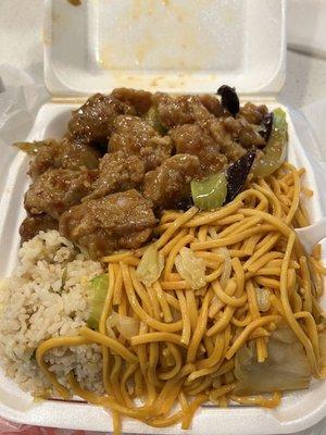 Combo A: Kung Pao Chicken, Fried Rice, Chow Mein