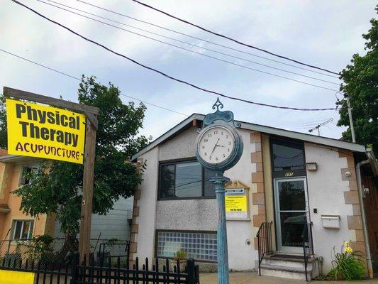 Located at 895 Hylan blvd! look out for the clock and the big yellow signs