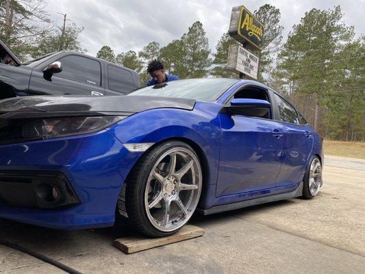 We do lowered vehicles to!