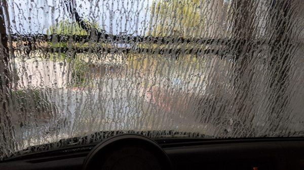 Working at the car wash, working at the car wash, yeah!