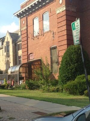 Old Colonial Cafe of Norwood -- 171 Nahatan Street, Norwood               Storefront