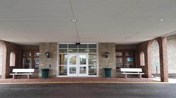 Entrance into Ivy Tech's Culinary Center