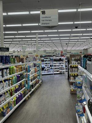 Well spaced and placed product ... SO many aisles!