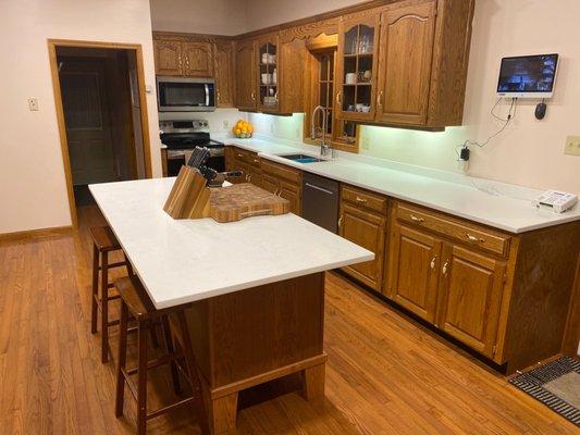 Dick's Cabinetry & Flooring