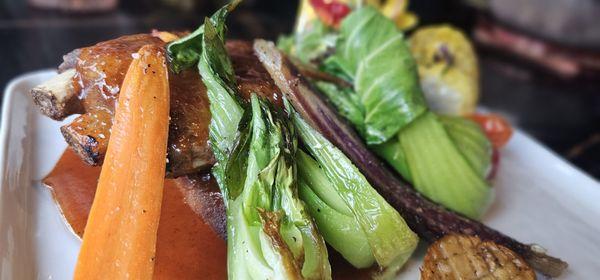 Super tender ribs with tasty veggies. The corn was especially sweet and juicy