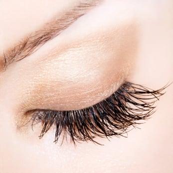 Expert Lash and Brow Tinting brightens your look and accentuates your eyes.