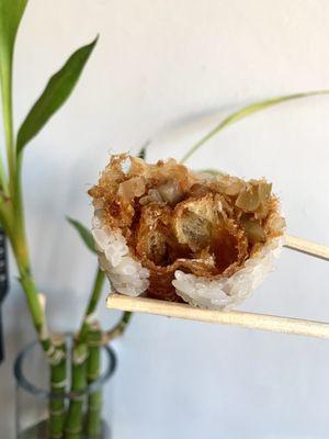 Sticky rice roll