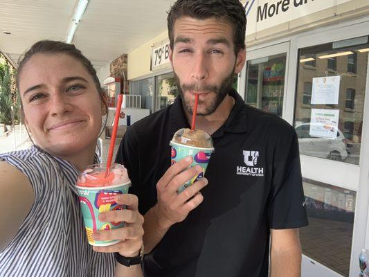 Free slurpeeeeeees