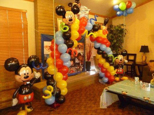 Micky Mouse theme birthday party balloon arch decoration. Contact us for a quote