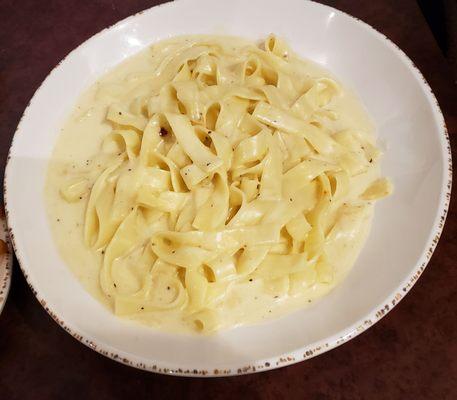 Fettuccine Alfredo