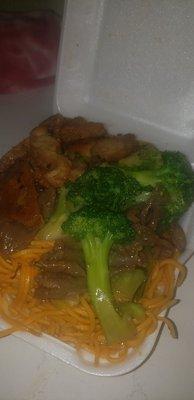 Teriyaki chicken , chow mein, broccoli beef