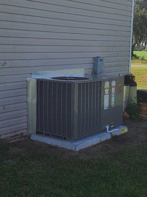 4T 14S Heat Pump Ruud Package Unit Install