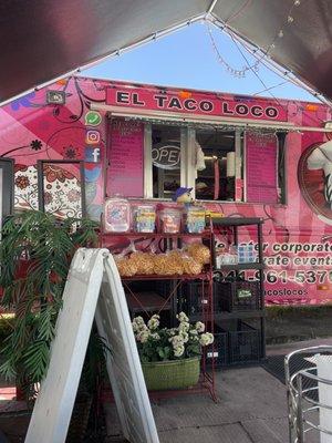 The front of the taco truck - El Taco Loco