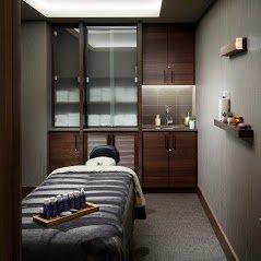 Spa at the Lake offers world class Facials, Massage & Body Treatments featuring Kerstin Florian profession face and body products.