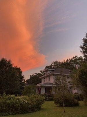 Pretty sunset on 6th Ave (Downtown Laurel)