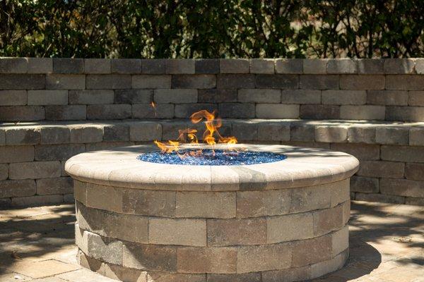 Firepit and seating area made with interlocking pavers