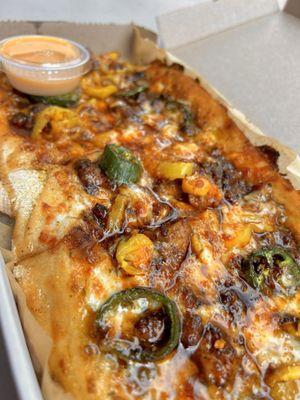 SH Hot Chicken Pizza