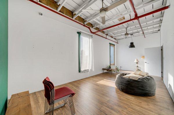 Modern Apartment Film Location / Photo Studio