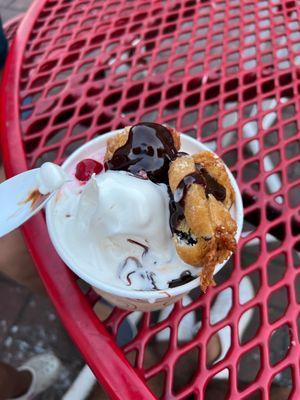 Fried Oreo Sundae