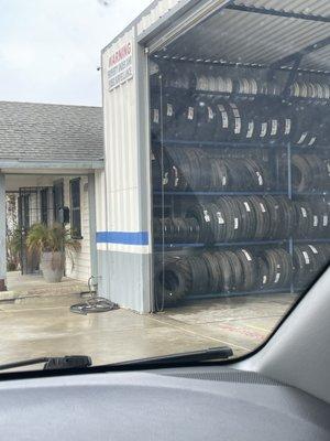 Manuel's Tire Service