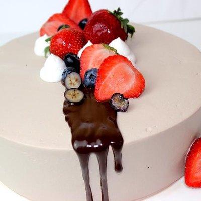 chocolate cream cake