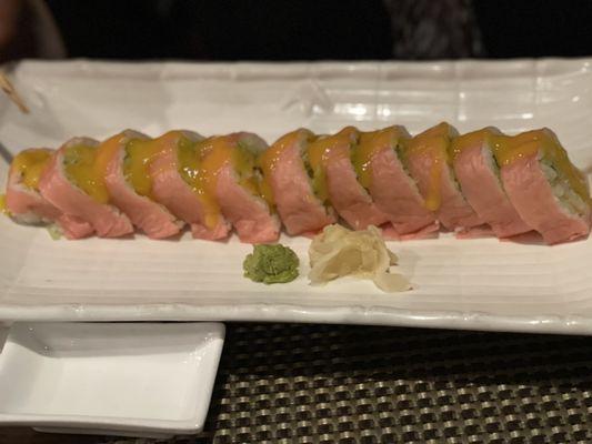 46M. Mango Special Roll