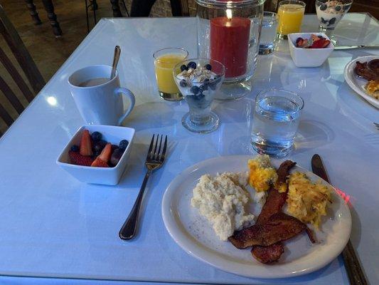 Amazing southern breakfast buffet with great service