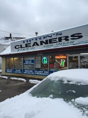 Tipton's One Hour Cleaners