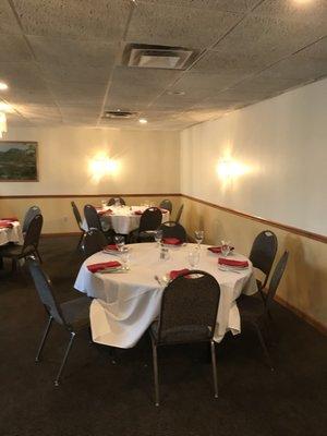 Banquet table with cloth napkins