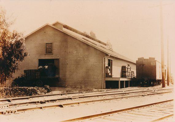 Maddock packing house Duarte, CA 1912