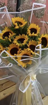 Sunflower bouquet