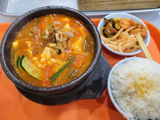 Seafood tofu soup