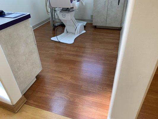 Laminate floors