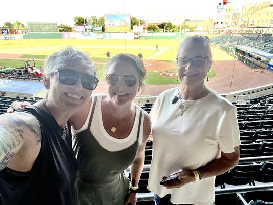 Lindsey, Emily and me checking out the game!!