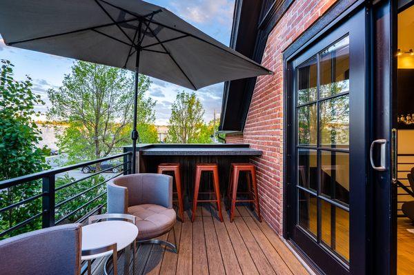 Balcony with seating areas