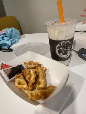 Crispy Gyoza And boba tea