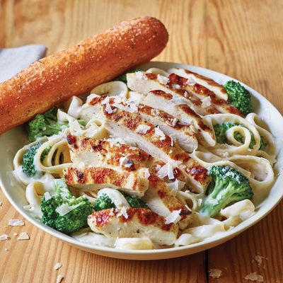 Classic Broccoli Chicken Alfredo