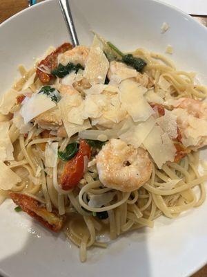 Shrimp pasta