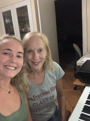 Mom and daughter Piano Lessons at Play N Music Astoria