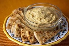 Hammass with warm pita