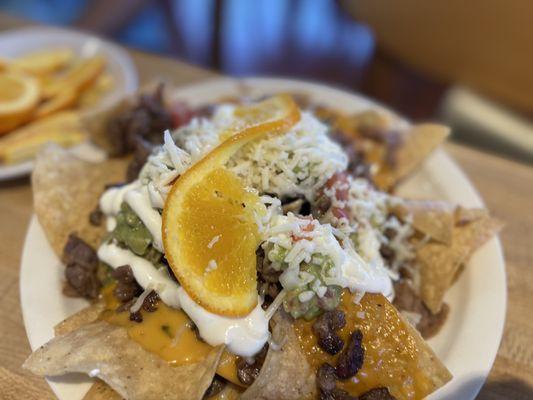 Nachos Regular with carne asada