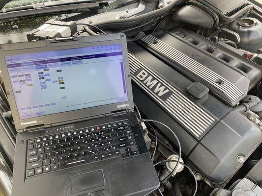 Mobile diagnostics utilizing original BMW software!