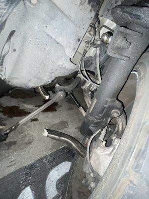 Broken control arm & tube