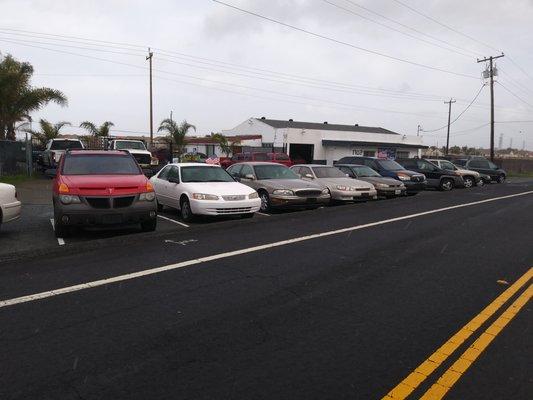 AUTO LINE UP 1702 N Parkside dr Pittsburg We have cars from $ 2500 up to $ 5000 Over 30 cars in stock, All cars are Smogged and clean titles