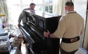 Piano movers