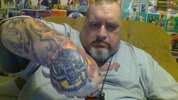 BIG SHOUT OUT TO ARTIST MITCH DAVIS @ LGT/ANKENY FOR MY MOTORHEAD HOG TATT. GREAT JOB BROTHER !!!