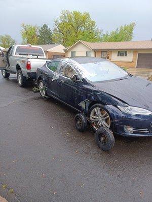 Tesla accident tow