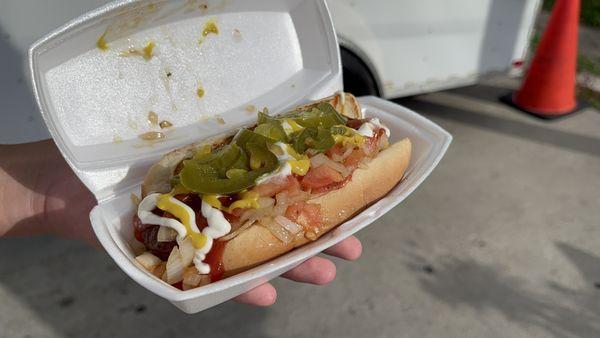 Hot Dogs Grande ($4.00)